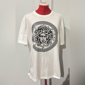 Laviva Sprts Medusa White Graphic T-Shirt size xl unisex